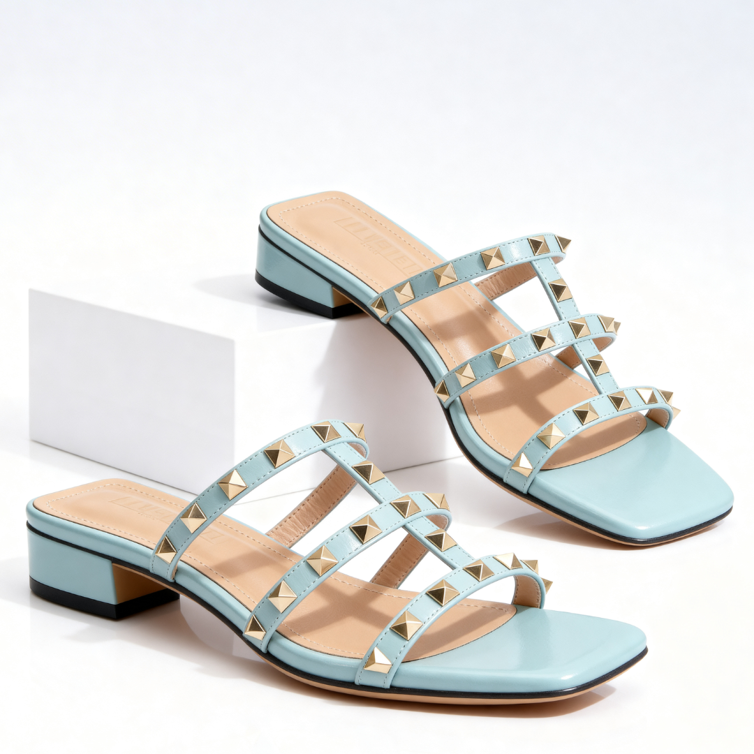 Sandalia Odette con tachuelas